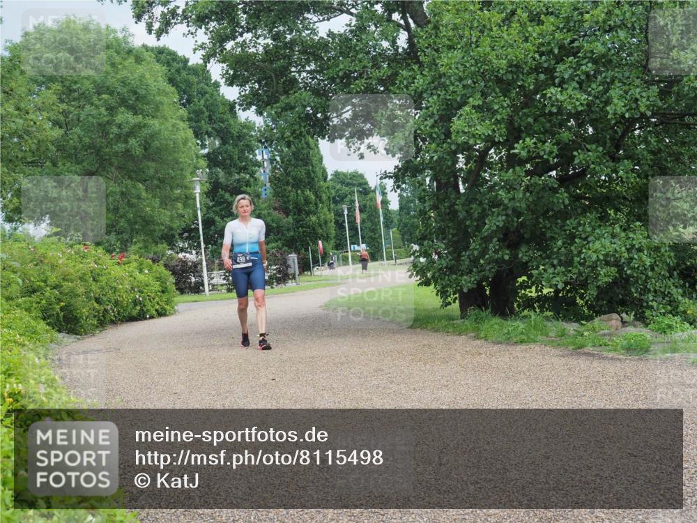 22.06.2025 - Viking Triathlon KatJ http://msf.ph/oto/8115498 22.06.2025 16:55:22 Laufen  meine-sportfotos.de