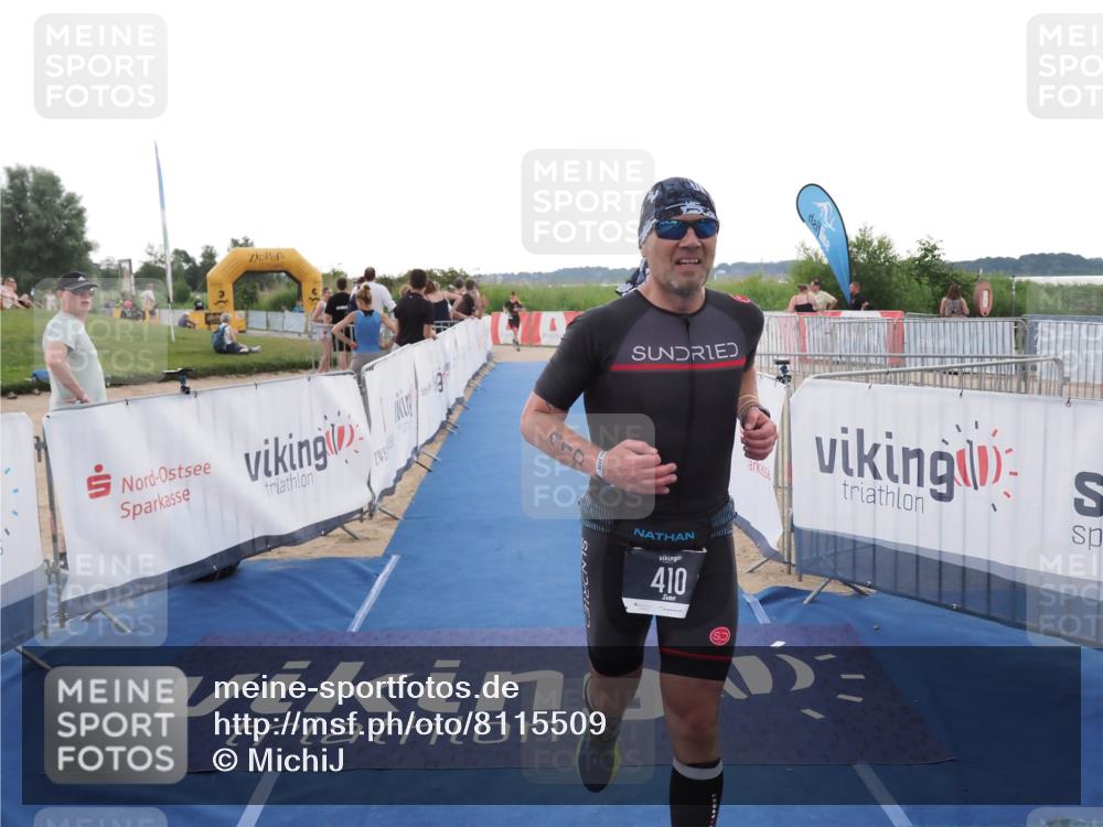 22.06.2025 - Viking Triathlon MichiJ http://msf.ph/oto/8115509 22.06.2025 16:26:36 Ziel 410 meine-sportfotos.de