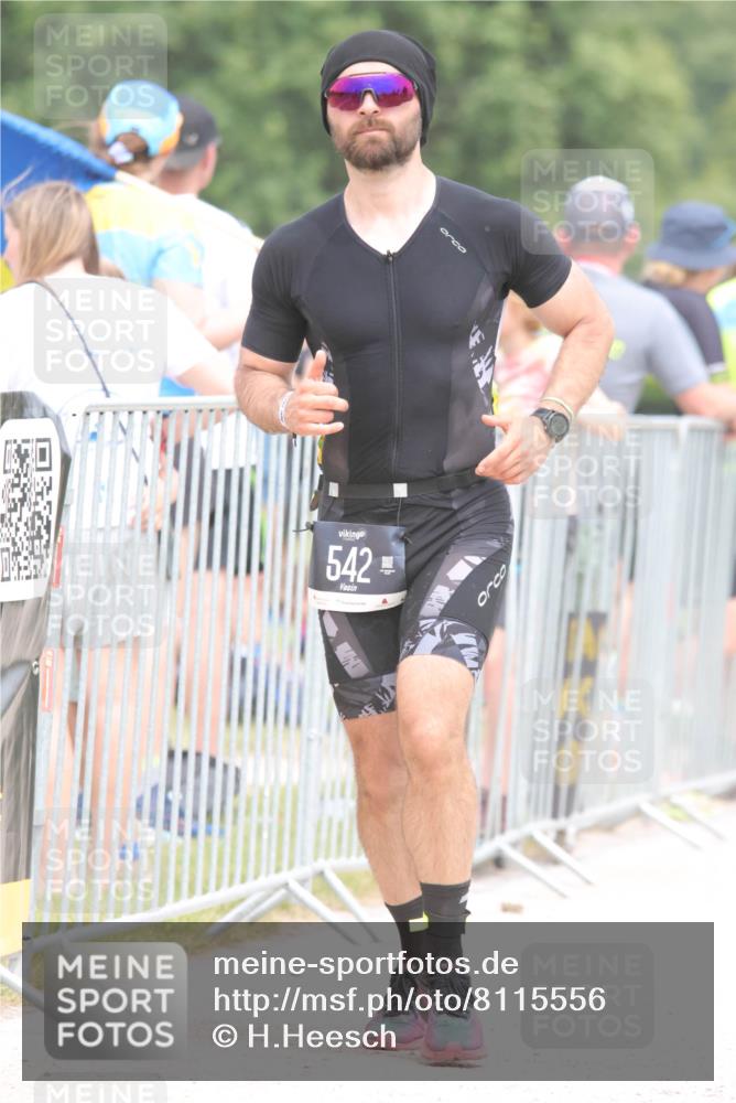 22.06.2025 - Viking Triathlon H.Heesch http://msf.ph/oto/8115556 22.06.2025 14:53:33 Laufen 329, 478, 542 meine-sportfotos.de