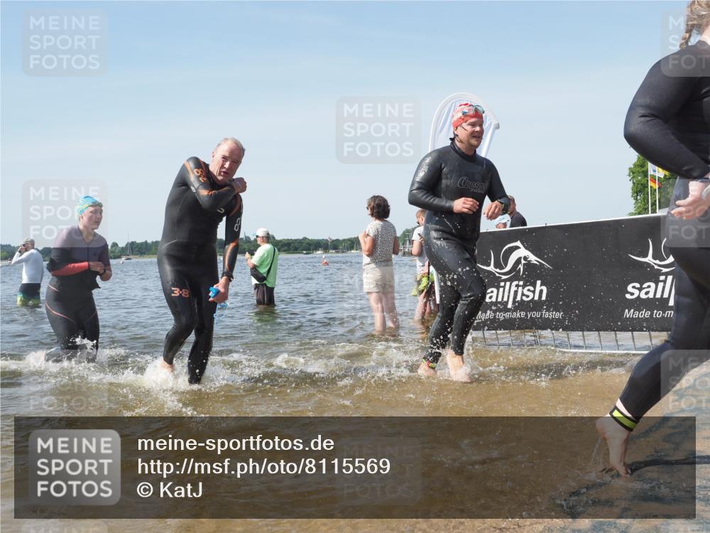 22.06.2025 - Viking Triathlon KatJ http://msf.ph/oto/8115569 22.06.2025 10:42:54 Schwimmen 66, 128, 133, 186, 240, 282, 309, 369, 441, 450, 624 meine-sportfotos.de