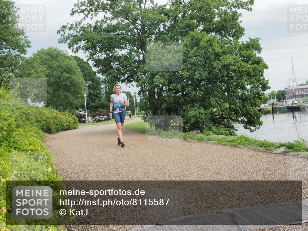 22.06.2025 - Viking Triathlon KatJ http://msf.ph/oto/8115587 22.06.2025 16:55:24 Laufen 498 meine-sportfotos.de