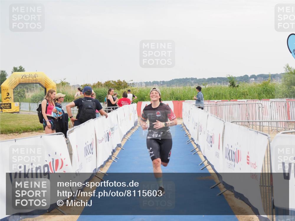 22.06.2025 - Viking Triathlon MichiJ http://msf.ph/oto/8115603 22.06.2025 16:47:55 Ziel 476 meine-sportfotos.de