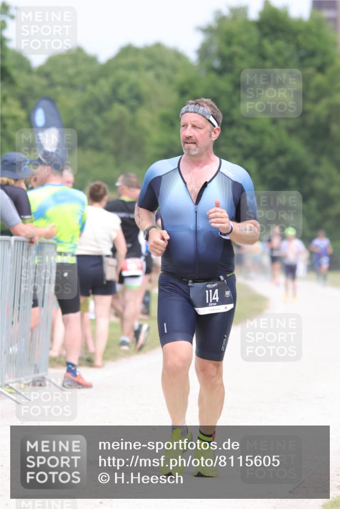 22.06.2025 - Viking Triathlon H.Heesch http://msf.ph/oto/8115605 22.06.2025 14:53:44 Laufen 114, 128 meine-sportfotos.de