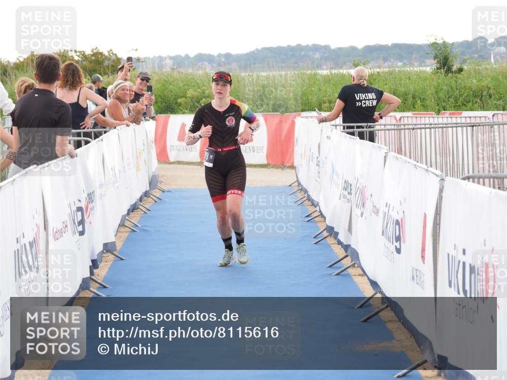22.06.2025 - Viking Triathlon MichiJ http://msf.ph/oto/8115616 22.06.2025 16:26:42 Ziel 379 meine-sportfotos.de