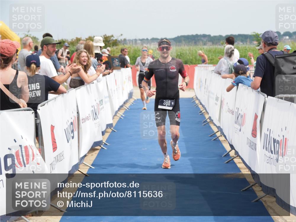 22.06.2025 - Viking Triathlon MichiJ http://msf.ph/oto/8115636 22.06.2025 14:55:35 Ziel 30, 388 meine-sportfotos.de