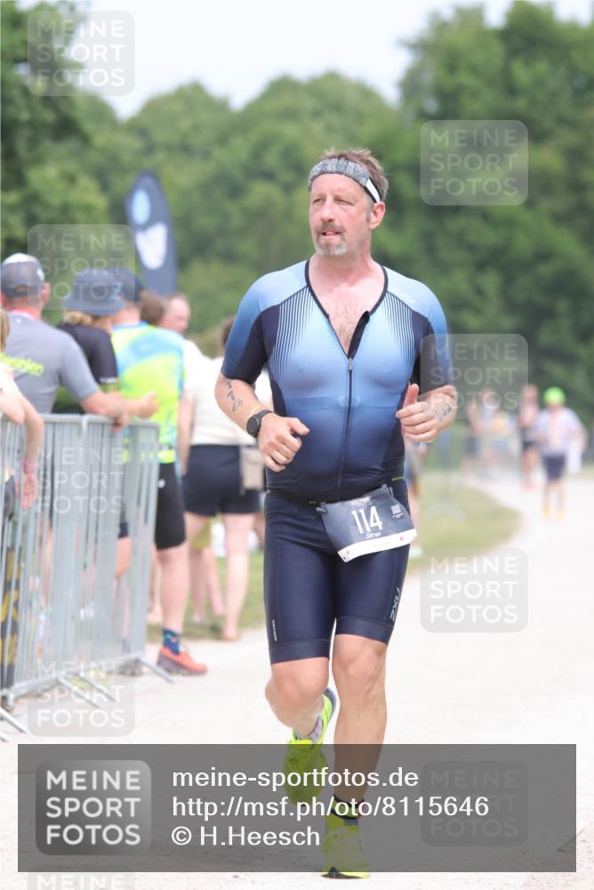 22.06.2025 - Viking Triathlon H.Heesch http://msf.ph/oto/8115646 22.06.2025 14:53:44 Laufen 114, 128 meine-sportfotos.de