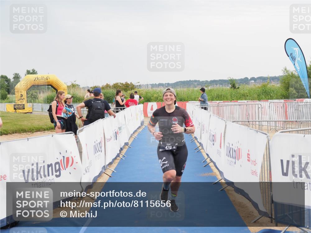 22.06.2025 - Viking Triathlon MichiJ http://msf.ph/oto/8115656 22.06.2025 16:47:56 Ziel 476 meine-sportfotos.de