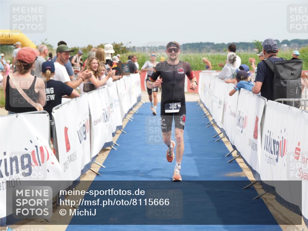 22.06.2025 - Viking Triathlon MichiJ http://msf.ph/oto/8115666 22.06.2025 14:55:35 Ziel 30, 388 meine-sportfotos.de