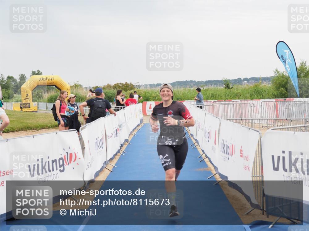 22.06.2025 - Viking Triathlon MichiJ http://msf.ph/oto/8115673 22.06.2025 16:47:56 Ziel 476 meine-sportfotos.de