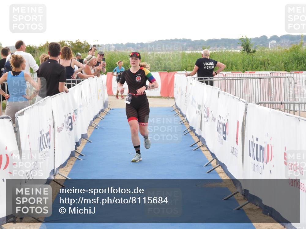 22.06.2025 - Viking Triathlon MichiJ http://msf.ph/oto/8115684 22.06.2025 16:26:43 Ziel 379 meine-sportfotos.de