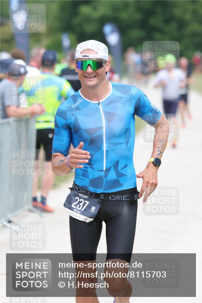 22.06.2025 - Viking Triathlon H.Heesch http://msf.ph/oto/8115703 22.06.2025 14:54:00 Laufen 237 meine-sportfotos.de