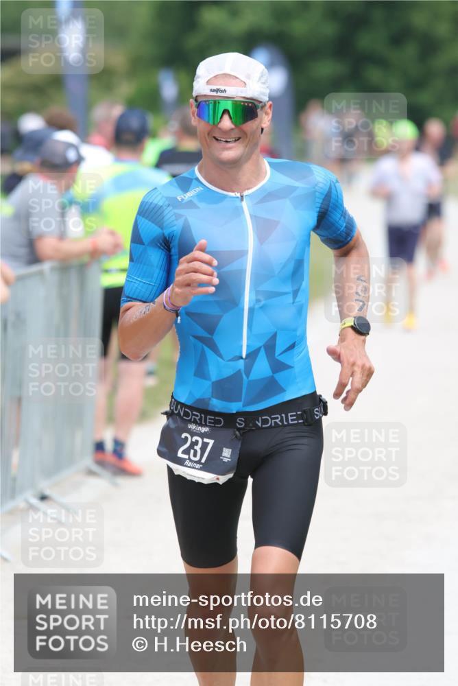 22.06.2025 - Viking Triathlon H.Heesch http://msf.ph/oto/8115708 22.06.2025 14:54:00 Laufen 237 meine-sportfotos.de