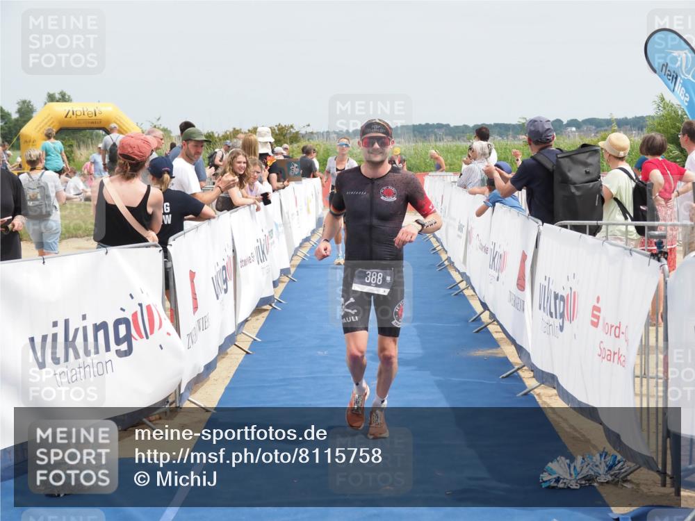 22.06.2025 - Viking Triathlon MichiJ http://msf.ph/oto/8115758 22.06.2025 14:55:36 Ziel 30, 388 meine-sportfotos.de