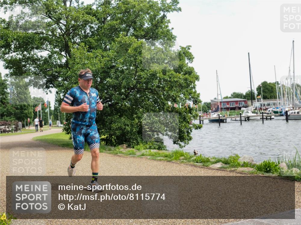22.06.2025 - Viking Triathlon KatJ http://msf.ph/oto/8115774 22.06.2025 15:09:18 Laufen 466 meine-sportfotos.de