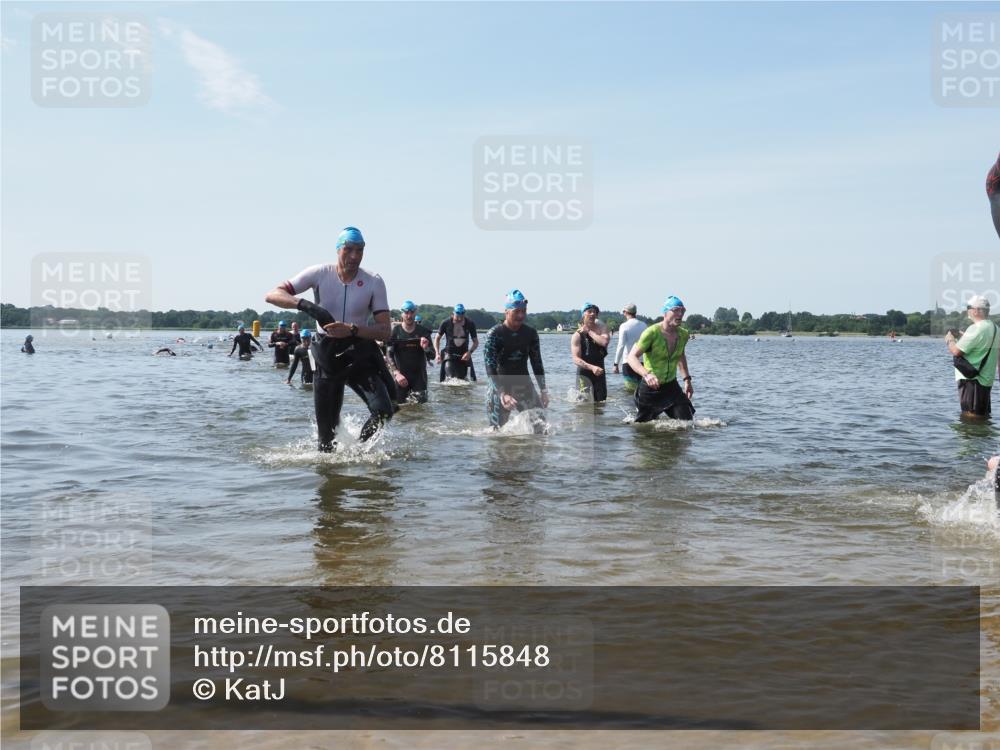 22.06.2025 - Viking Triathlon KatJ http://msf.ph/oto/8115848 22.06.2025 10:43:05 Schwimmen 31, 66, 109, 110, 128, 133, 167, 186, 309, 328, 358, 450, 489 meine-sportfotos.de