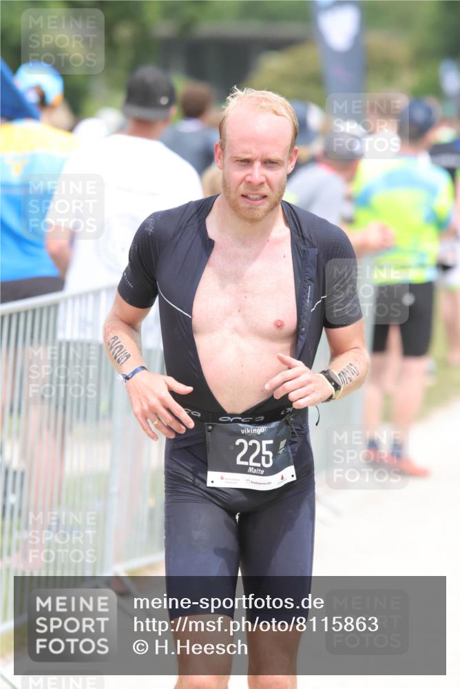 22.06.2025 - Viking Triathlon H.Heesch http://msf.ph/oto/8115863 22.06.2025 14:54:16 Laufen 225, 270, 448 meine-sportfotos.de