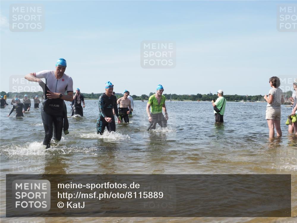 22.06.2025 - Viking Triathlon KatJ http://msf.ph/oto/8115889 22.06.2025 10:43:07 Schwimmen 31, 66, 109, 110, 128, 133, 167, 186, 309, 328, 358, 450, 489 meine-sportfotos.de