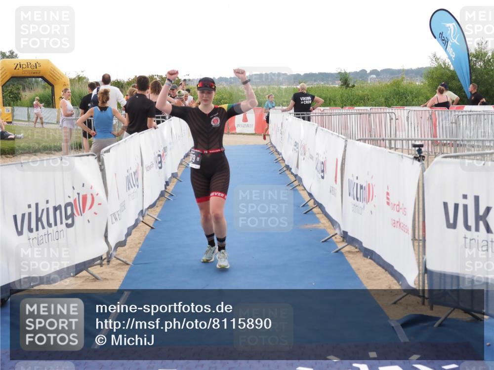 22.06.2025 - Viking Triathlon MichiJ http://msf.ph/oto/8115890 22.06.2025 16:26:45 Ziel 379 meine-sportfotos.de