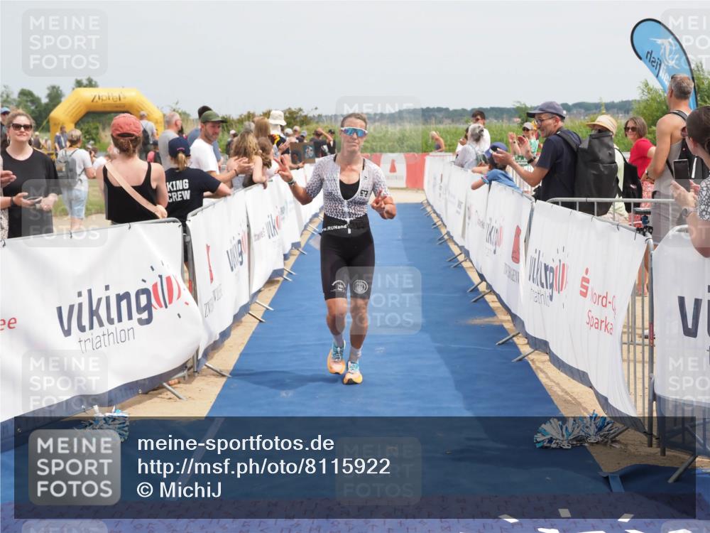 22.06.2025 - Viking Triathlon MichiJ http://msf.ph/oto/8115922 22.06.2025 14:55:39 Ziel 30, 388 meine-sportfotos.de