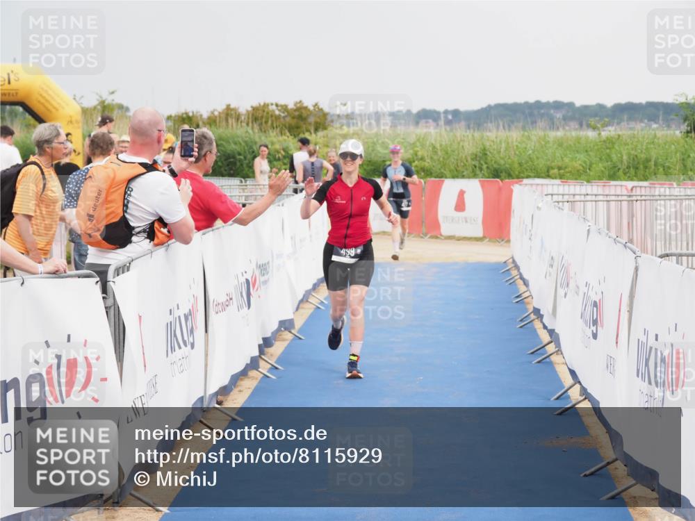 22.06.2025 - Viking Triathlon MichiJ http://msf.ph/oto/8115929 22.06.2025 16:49:54 Ziel 477, 499 meine-sportfotos.de