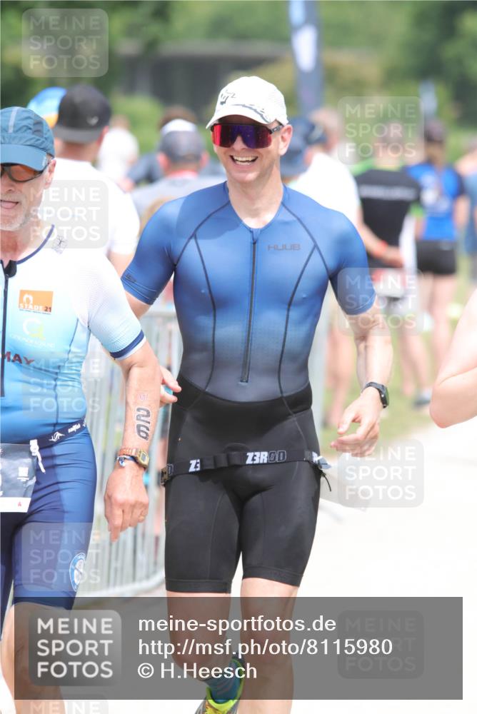 22.06.2025 - Viking Triathlon H.Heesch http://msf.ph/oto/8115980 22.06.2025 14:54:48 Laufen 26, 208, 278, 344 meine-sportfotos.de