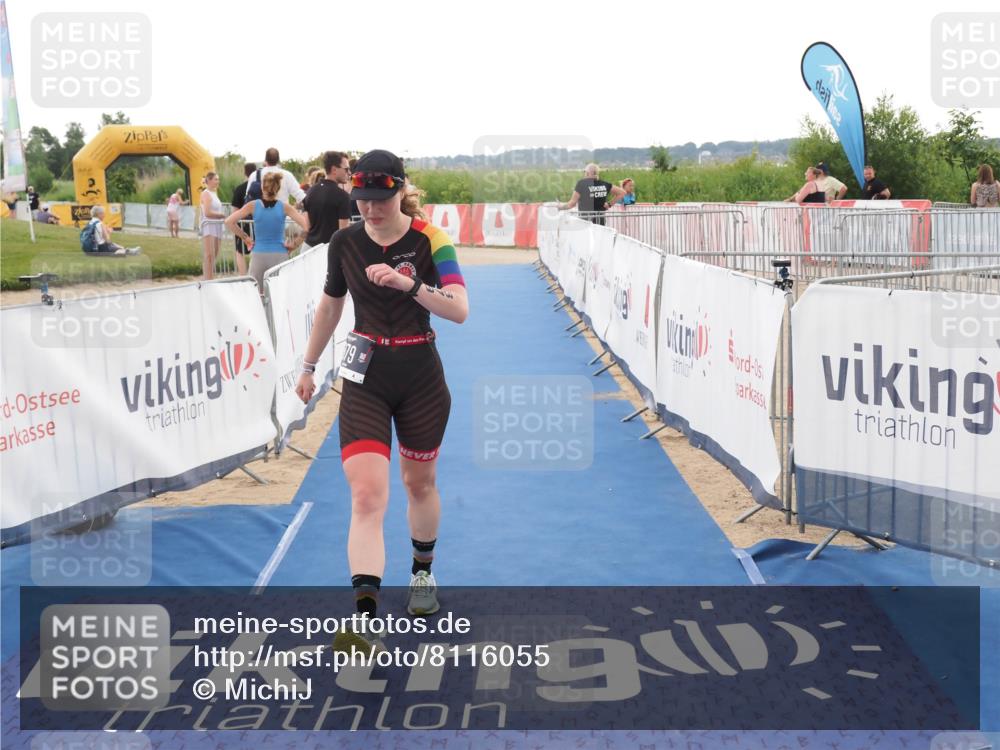 22.06.2025 - Viking Triathlon MichiJ http://msf.ph/oto/8116055 22.06.2025 16:26:46 Ziel 379 meine-sportfotos.de