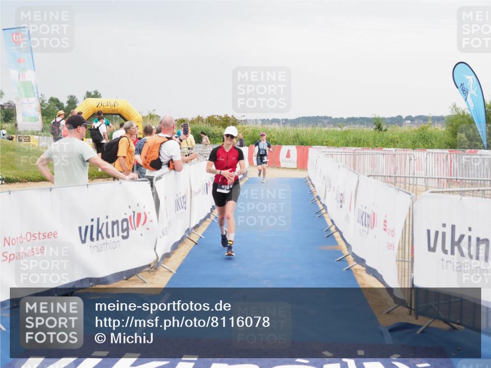 22.06.2025 - Viking Triathlon MichiJ http://msf.ph/oto/8116078 22.06.2025 16:49:55 Ziel 477, 499 meine-sportfotos.de