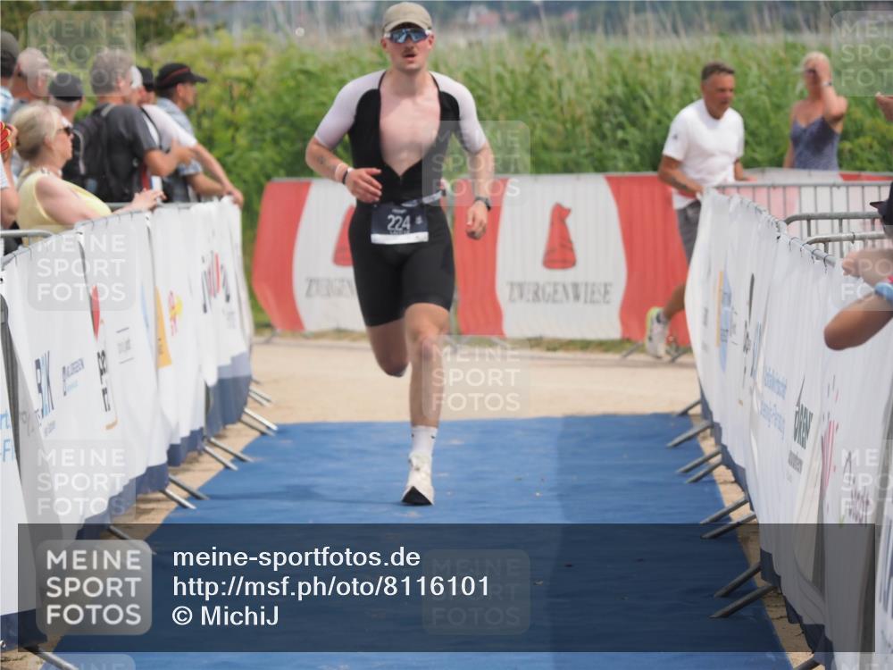22.06.2025 - Viking Triathlon MichiJ http://msf.ph/oto/8116101 22.06.2025 14:56:04 Ziel 224 meine-sportfotos.de