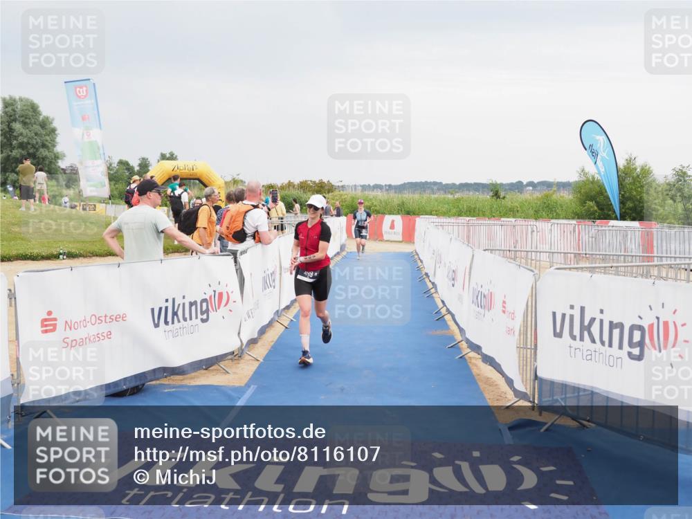 22.06.2025 - Viking Triathlon MichiJ http://msf.ph/oto/8116107 22.06.2025 16:49:55 Ziel 477, 499 meine-sportfotos.de