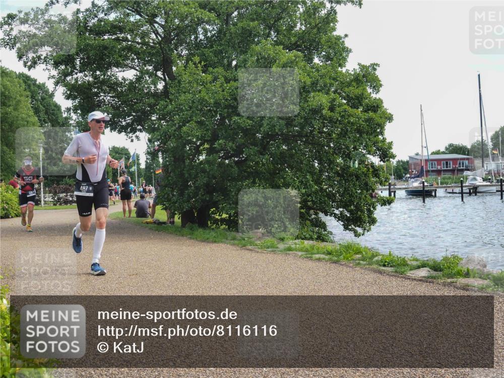 22.06.2025 - Viking Triathlon KatJ http://msf.ph/oto/8116116 22.06.2025 13:25:23 Laufen 208, 487 meine-sportfotos.de