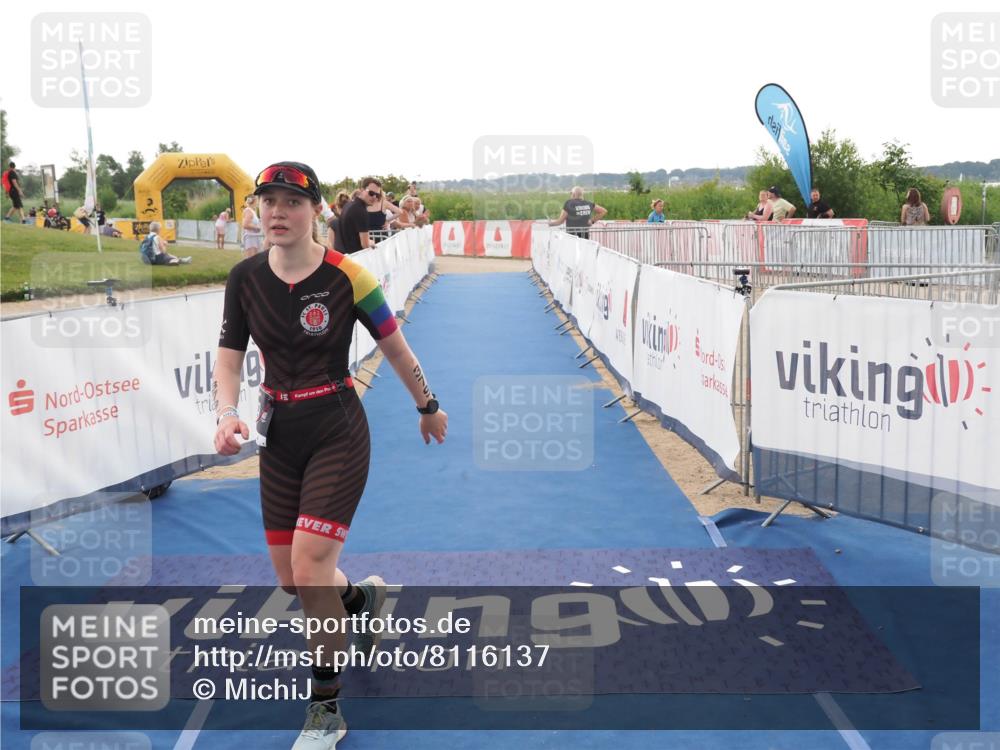 22.06.2025 - Viking Triathlon MichiJ http://msf.ph/oto/8116137 22.06.2025 16:26:47 Ziel 379 meine-sportfotos.de