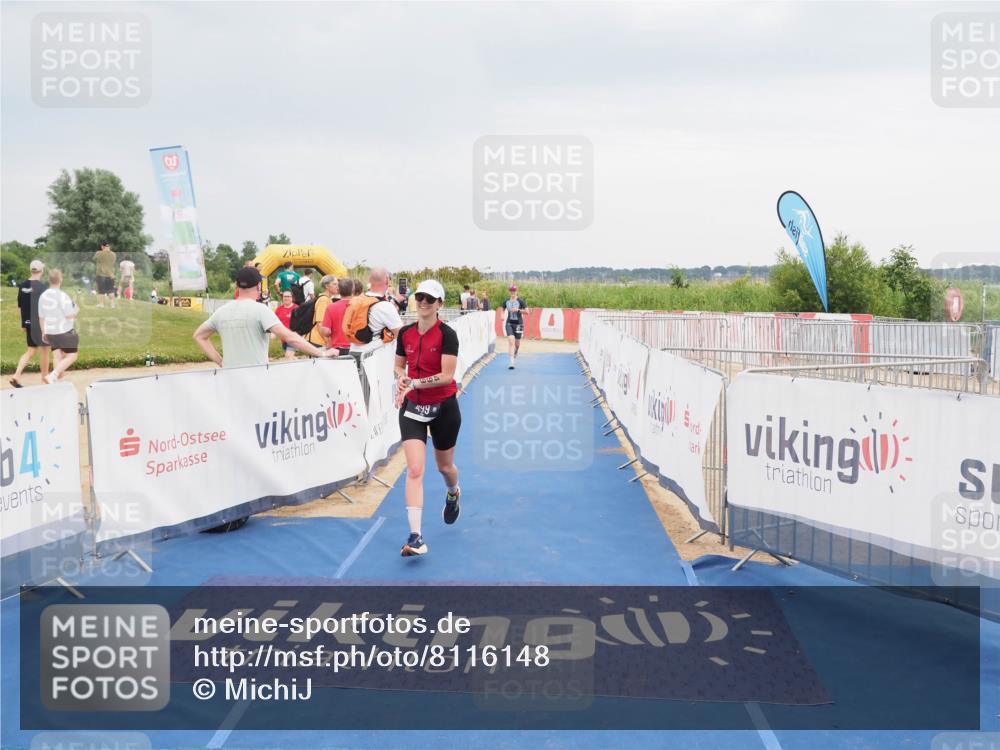 22.06.2025 - Viking Triathlon MichiJ http://msf.ph/oto/8116148 22.06.2025 16:49:56 Ziel 477, 499 meine-sportfotos.de