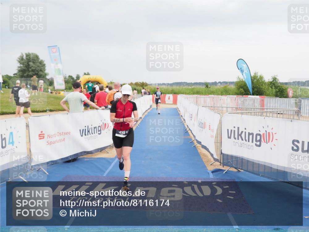 22.06.2025 - Viking Triathlon MichiJ http://msf.ph/oto/8116174 22.06.2025 16:49:56 Ziel 477, 499 meine-sportfotos.de