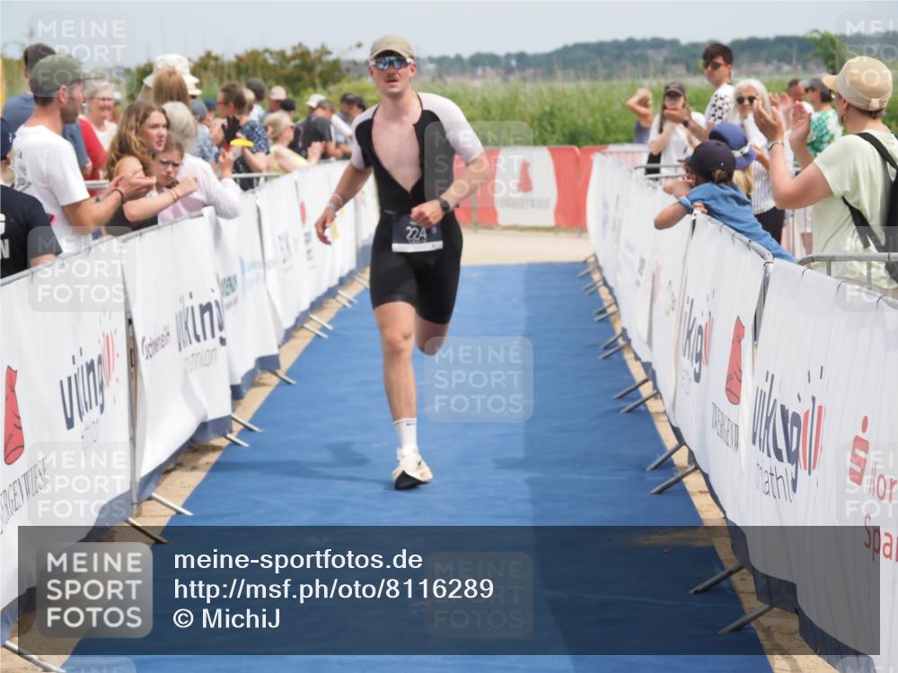 22.06.2025 - Viking Triathlon MichiJ http://msf.ph/oto/8116289 22.06.2025 14:56:06 Ziel 224 meine-sportfotos.de