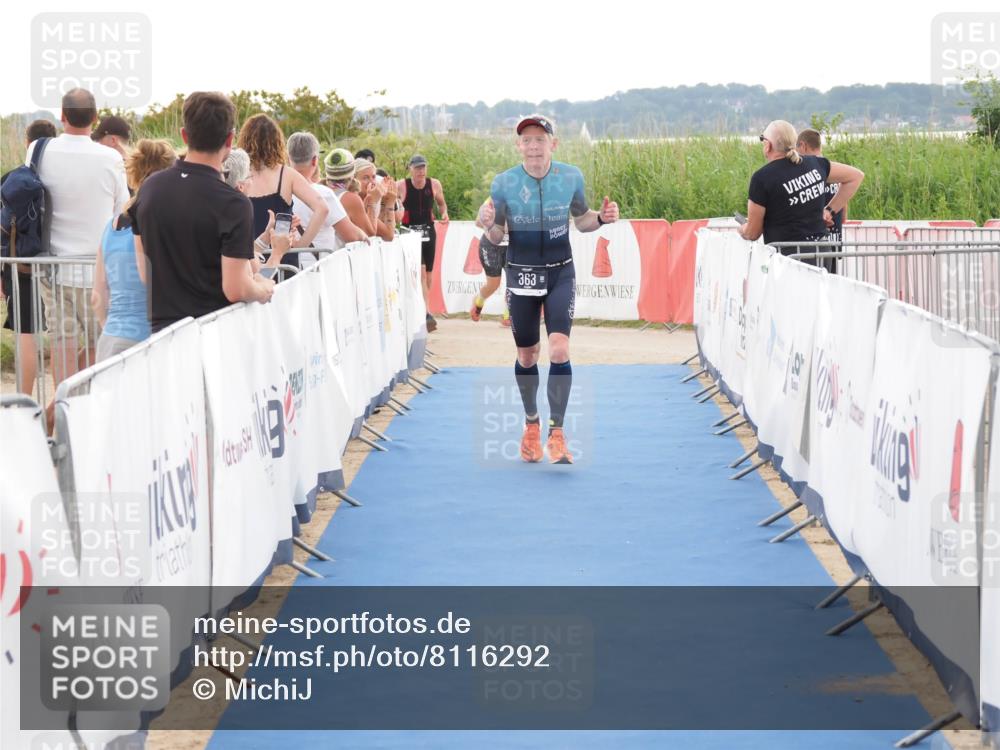 22.06.2025 - Viking Triathlon MichiJ http://msf.ph/oto/8116292 22.06.2025 16:27:20 Ziel 363 meine-sportfotos.de