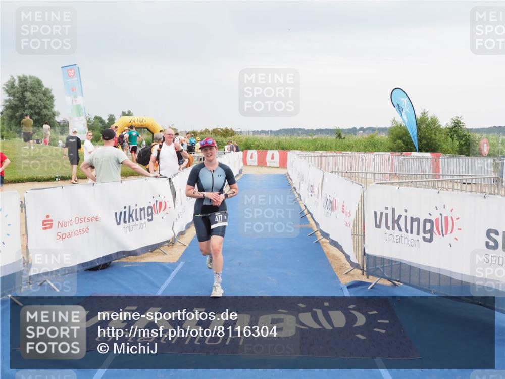 22.06.2025 - Viking Triathlon MichiJ http://msf.ph/oto/8116304 22.06.2025 16:50:01 Ziel 477 meine-sportfotos.de