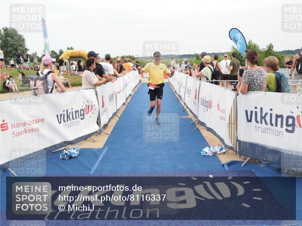 22.06.2025 - Viking Triathlon MichiJ http://msf.ph/oto/8116337 22.06.2025 15:06:37 Ziel  meine-sportfotos.de