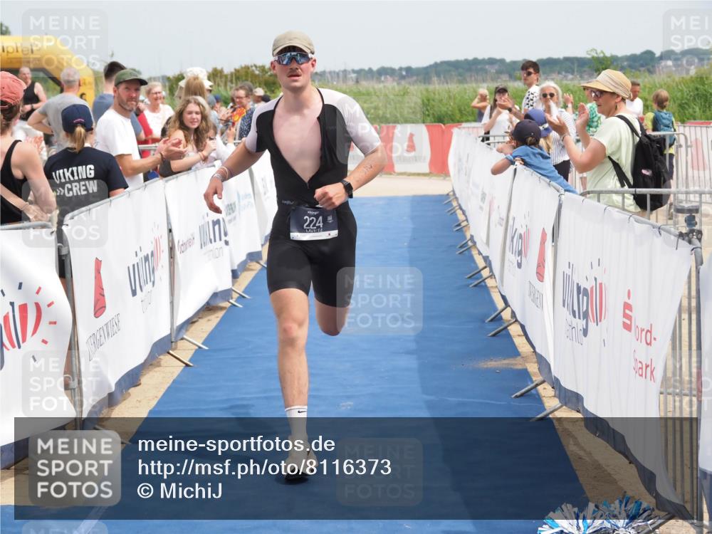 22.06.2025 - Viking Triathlon MichiJ http://msf.ph/oto/8116373 22.06.2025 14:56:07 Ziel 224 meine-sportfotos.de