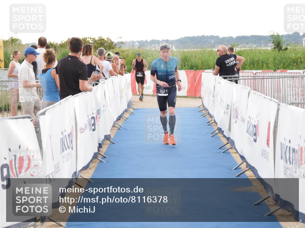 22.06.2025 - Viking Triathlon MichiJ http://msf.ph/oto/8116378 22.06.2025 16:27:21 Ziel 363 meine-sportfotos.de
