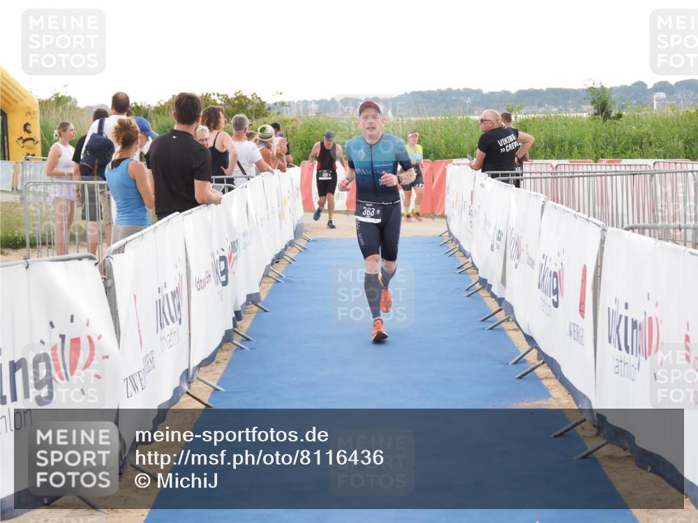 22.06.2025 - Viking Triathlon MichiJ http://msf.ph/oto/8116436 22.06.2025 16:27:21 Ziel 363 meine-sportfotos.de
