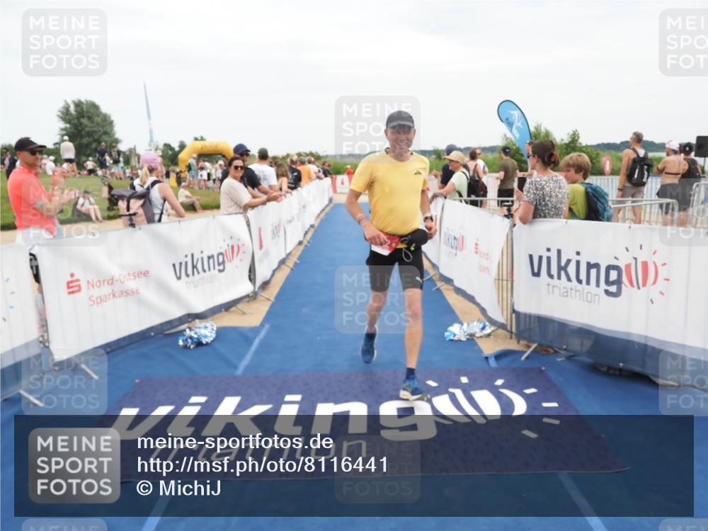 22.06.2025 - Viking Triathlon MichiJ http://msf.ph/oto/8116441 22.06.2025 15:06:38 Ziel  meine-sportfotos.de