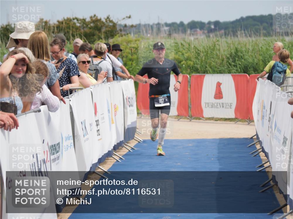 22.06.2025 - Viking Triathlon MichiJ http://msf.ph/oto/8116531 22.06.2025 14:56:14 Ziel 167 meine-sportfotos.de