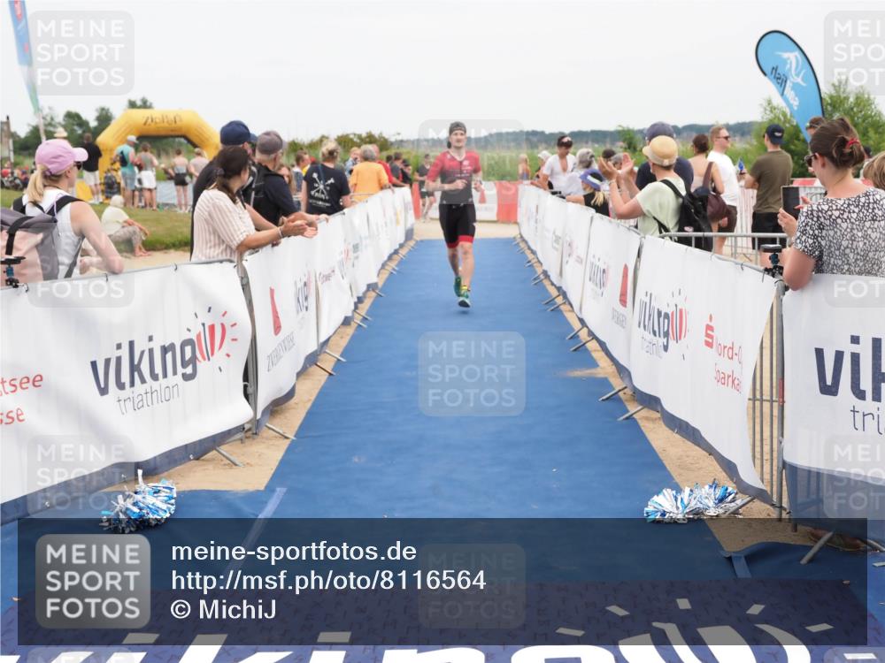 22.06.2025 - Viking Triathlon MichiJ http://msf.ph/oto/8116564 22.06.2025 15:06:57 Ziel 429 meine-sportfotos.de