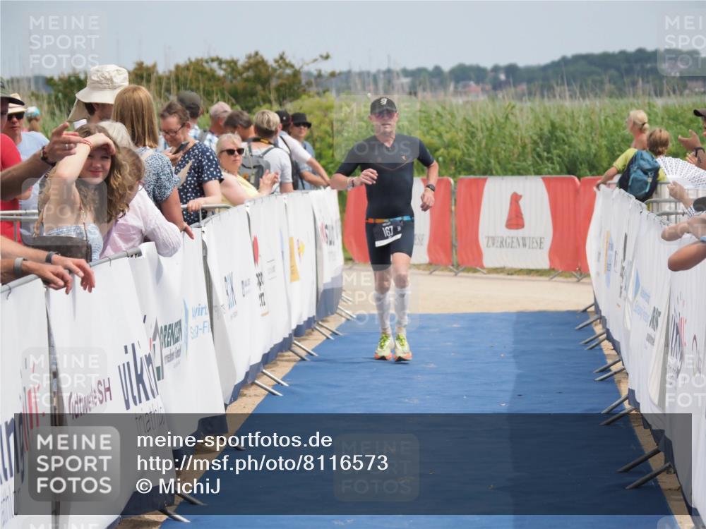 22.06.2025 - Viking Triathlon MichiJ http://msf.ph/oto/8116573 22.06.2025 14:56:14 Ziel 167 meine-sportfotos.de