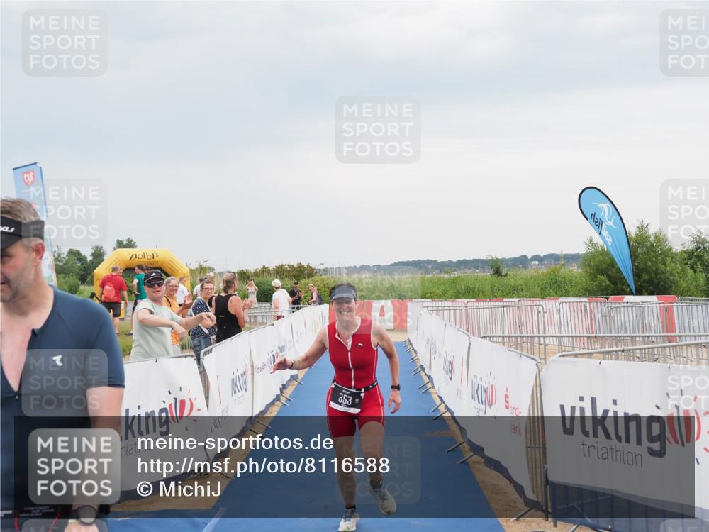 22.06.2025 - Viking Triathlon MichiJ http://msf.ph/oto/8116588 22.06.2025 16:50:57 Ziel 213, 353 meine-sportfotos.de