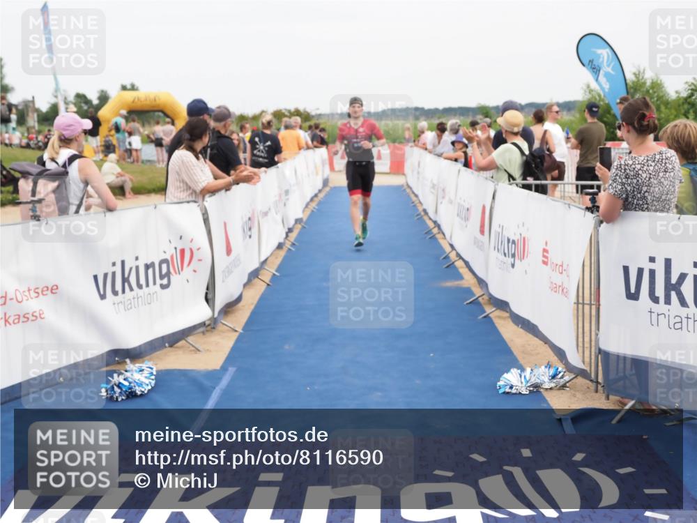 22.06.2025 - Viking Triathlon MichiJ http://msf.ph/oto/8116590 22.06.2025 15:06:58 Ziel 429 meine-sportfotos.de