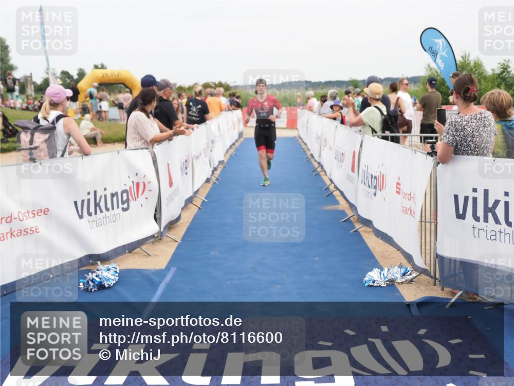 22.06.2025 - Viking Triathlon MichiJ http://msf.ph/oto/8116600 22.06.2025 15:06:58 Ziel 429 meine-sportfotos.de