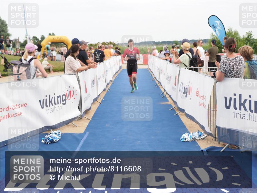 22.06.2025 - Viking Triathlon MichiJ http://msf.ph/oto/8116608 22.06.2025 15:06:58 Ziel 429 meine-sportfotos.de