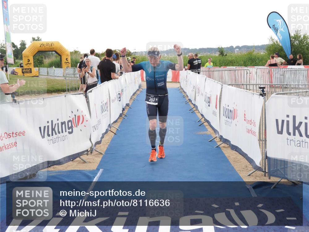 22.06.2025 - Viking Triathlon MichiJ http://msf.ph/oto/8116636 22.06.2025 16:27:23 Ziel 308, 363 meine-sportfotos.de