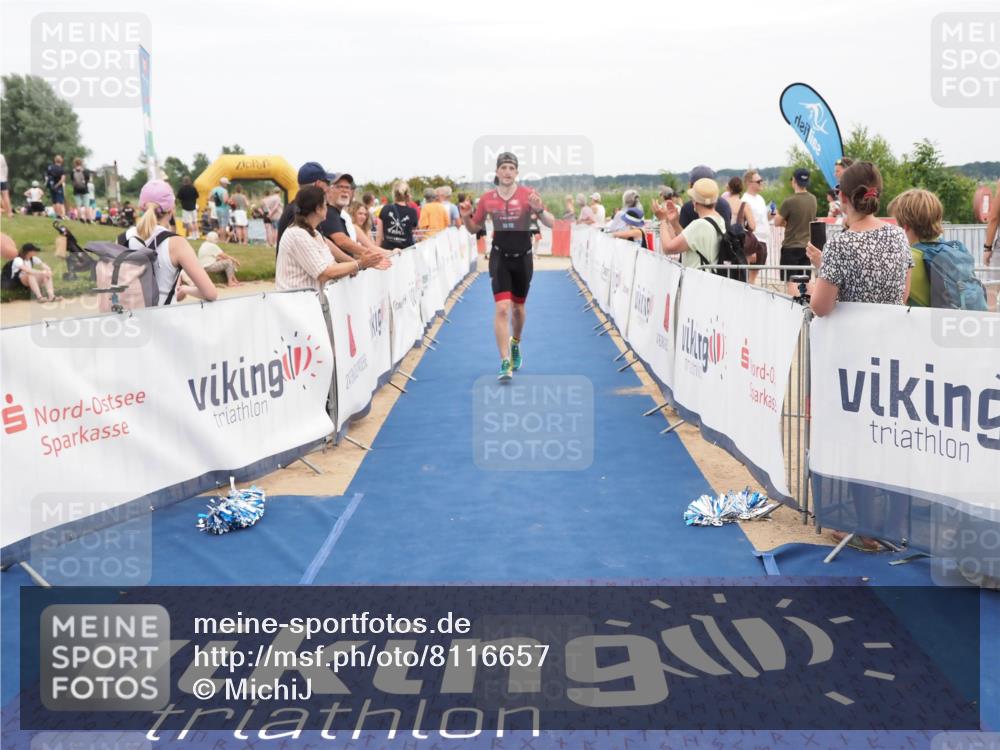 22.06.2025 - Viking Triathlon MichiJ http://msf.ph/oto/8116657 22.06.2025 15:06:58 Ziel 429 meine-sportfotos.de